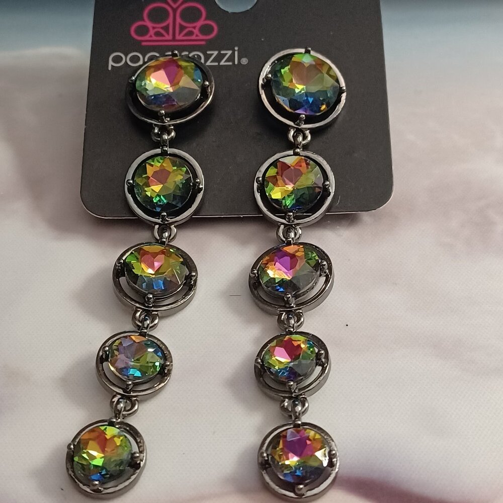 Paparazzi Green dazzle holiday earrings